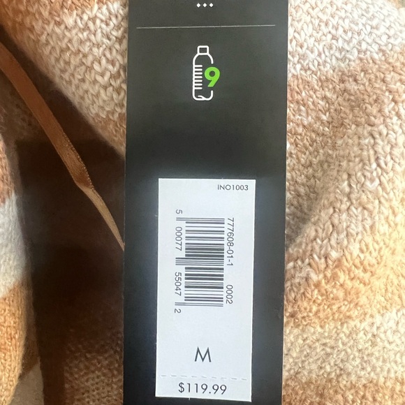 π HP X4 New with tags plaid medium sweater - Picture 5 of 6